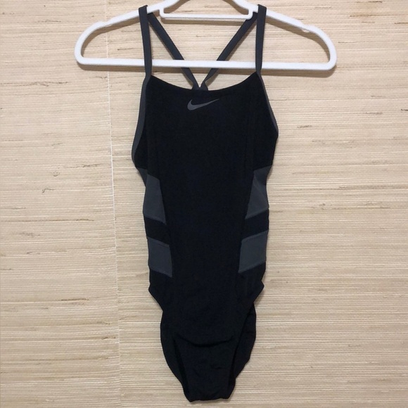 Nike Women's Black Gray Colorblock Open Back One-Piece Swimsuit size Small/ 4 - Picture 2 of 10